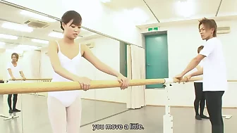 Hot dance teacher, Ruri Kinoshita is doing her job perfectly